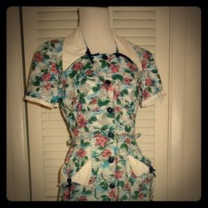 Rare WWII Vintage Cotton Floral Housedress